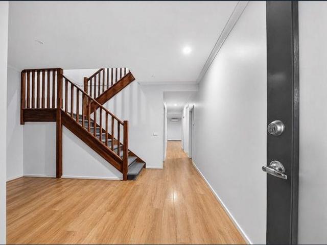 5 Bedroom House For Rent