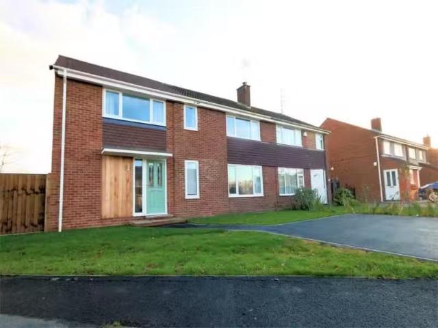 5 bedroom house for rent in Oakleaze Road, Thornbury, South Gl.