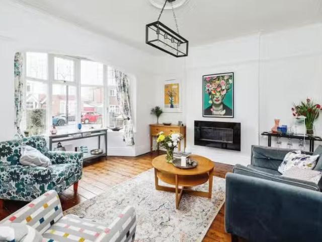 5 bedroom house for rent in Mayfield Road, Wylde Green, Sutton.