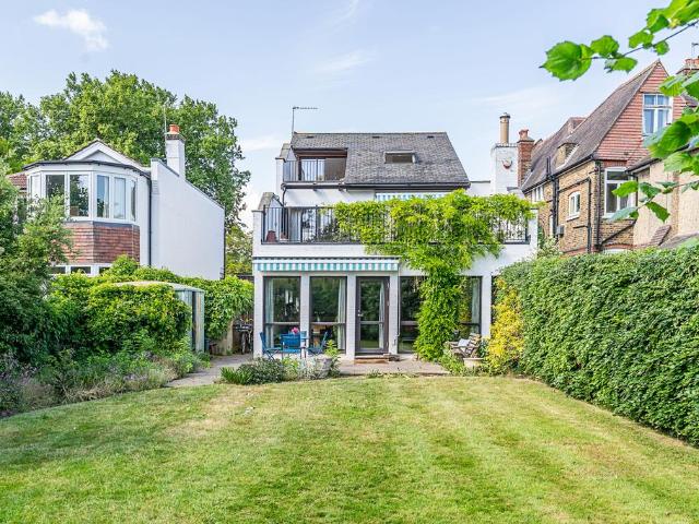 5 bedroom house for sale
