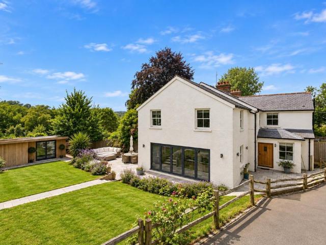 5 bedroom house for sale