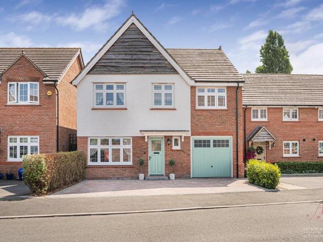 5 bedroom house for sale