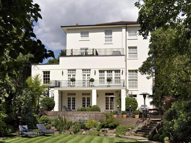 5 bedroom house for sale