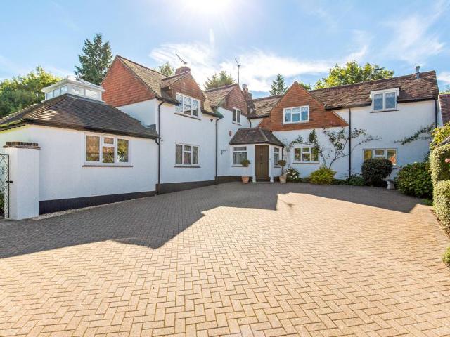 5 bedroom house for sale