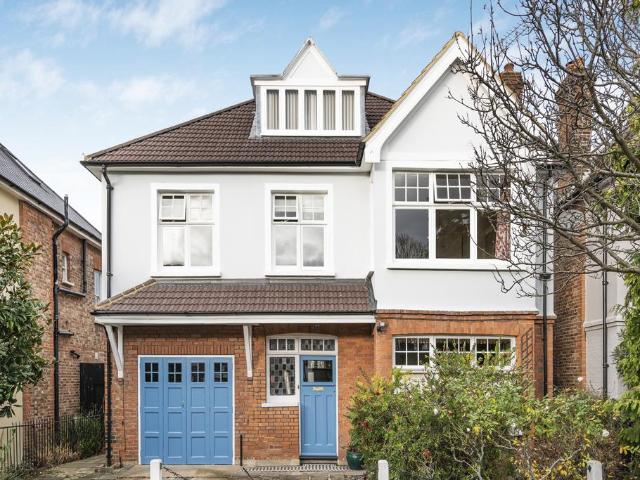 5 bedroom house for sale