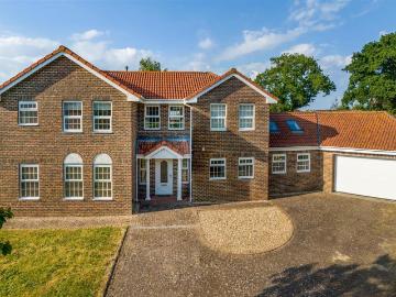 5 bedroom house for sale
