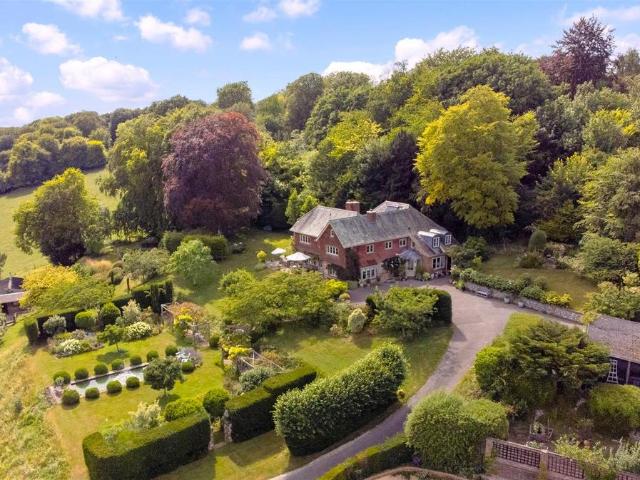 5 bedroom house for sale