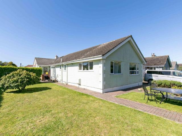 5 bedroom house for sale