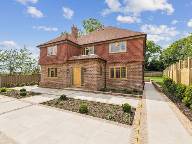5 bedroom house for sale