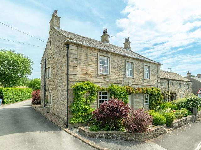 5 bedroom house for sale