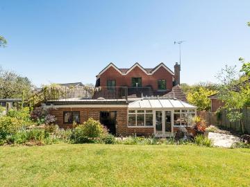 5 bedroom house for sale