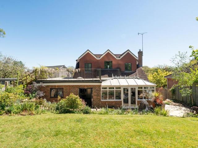 5 bedroom house for sale