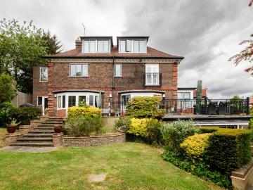 5 bedroom house for sale