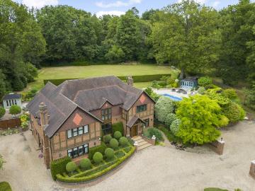 5 bedroom house for sale