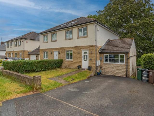 5 bedroom house for sale