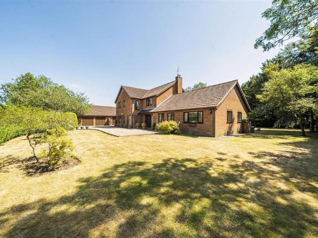 5 bedroom house for sale