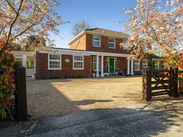 5 bedroom house for sale