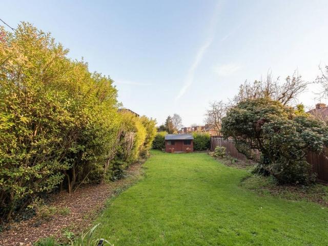 5 bedroom house for sale