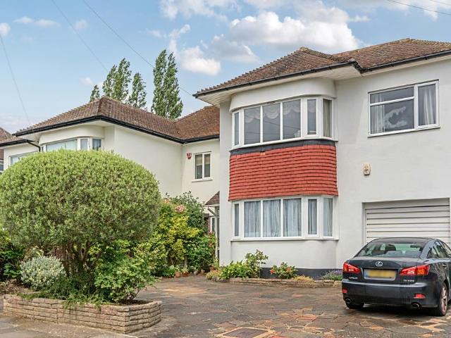 5 bedroom house for sale