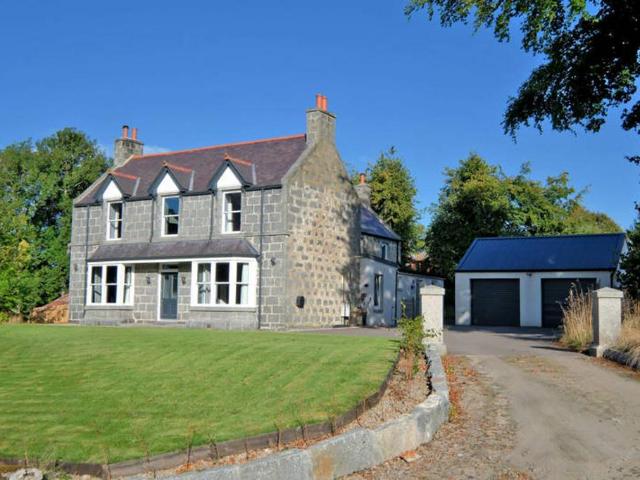 5 bedroom house for sale
