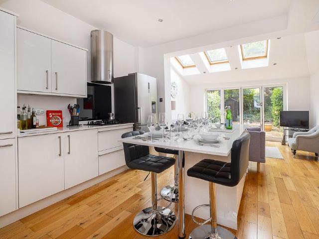 5 bedroom house for sale