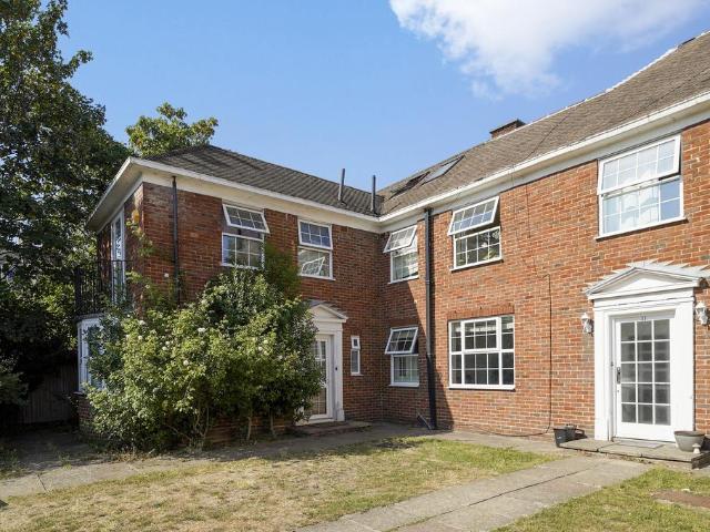 5 bedroom house for sale