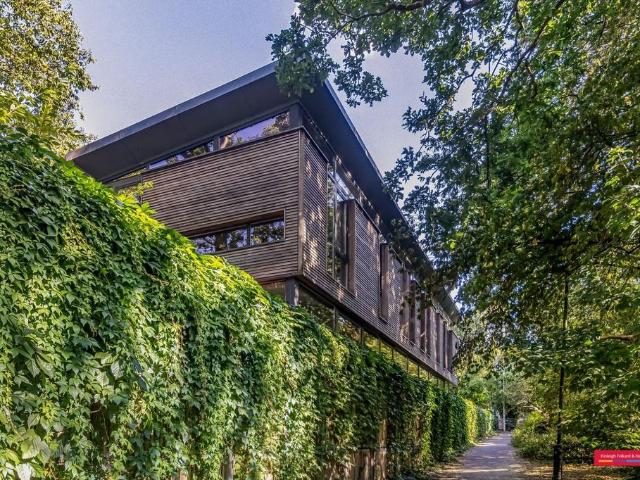 5 bedroom house for sale