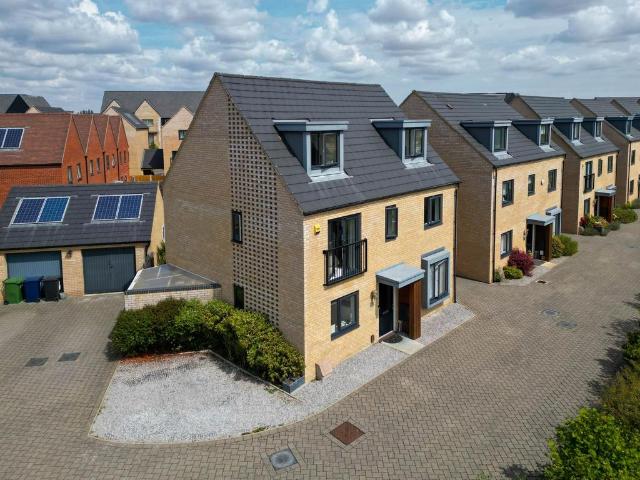 5 bedroom house for sale
