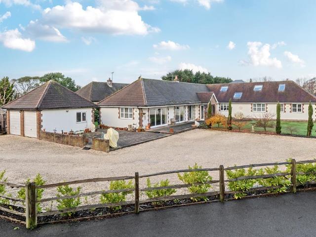 5 bedroom house for sale