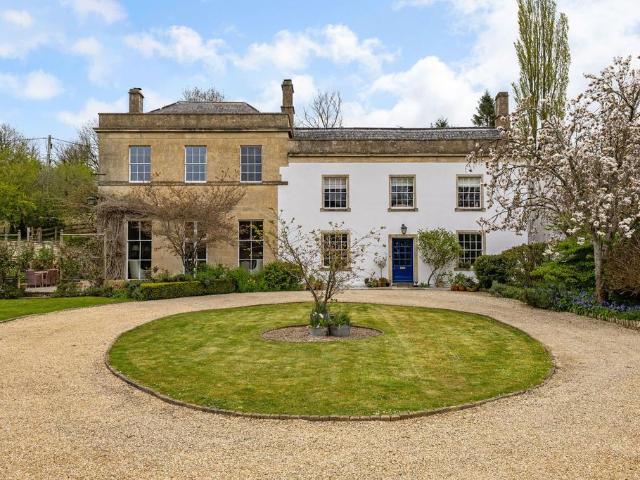 5 bedroom semi detached house for sale