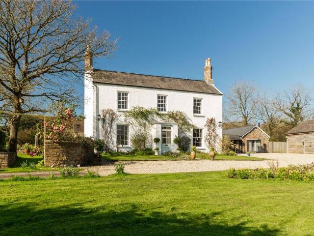 5 bedroom house for sale