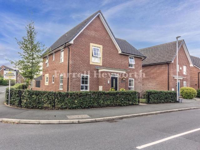 5 bedroom house for sale