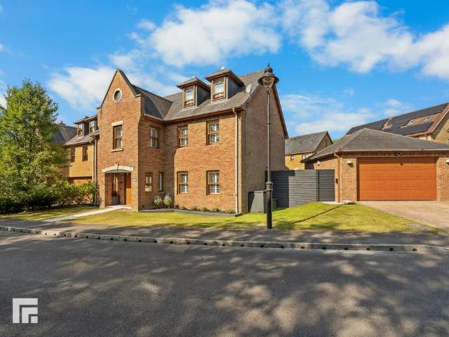 5 bedroom house for sale