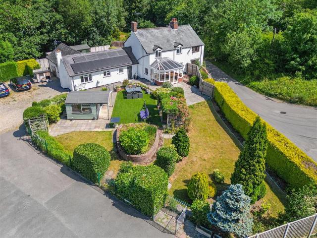 5 bedroom house for sale