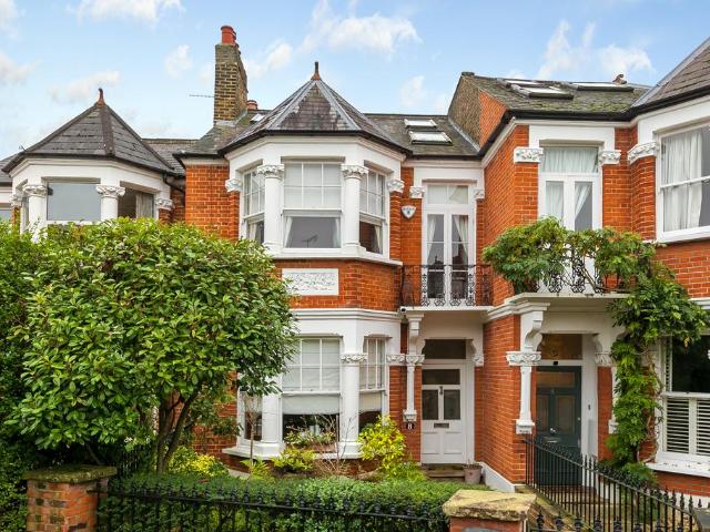 5 bedroom house for sale