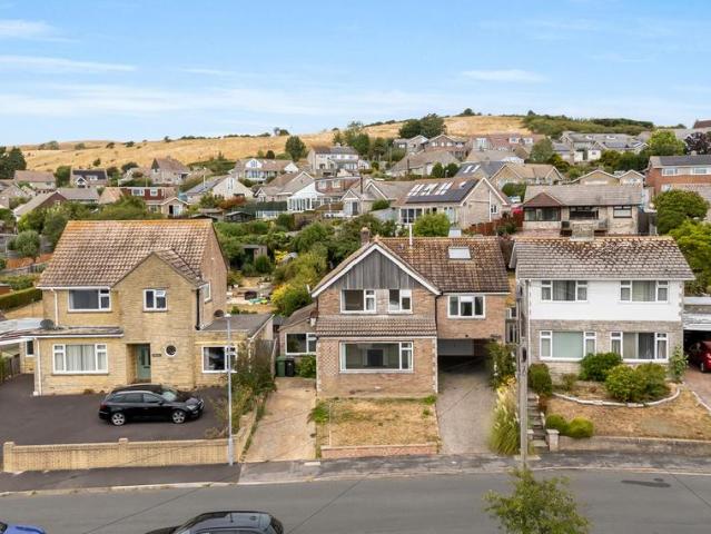 5 bedroom house for sale