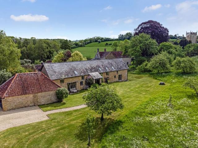 5 bedroom house for sale