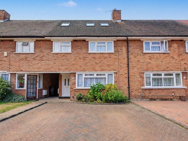 5 bedroom house for sale