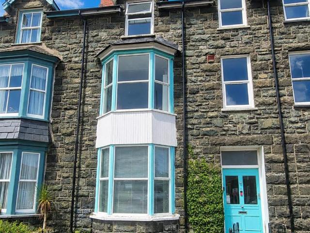 5 bedroom house for sale