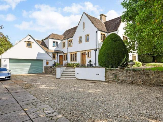5 bedroom house for sale