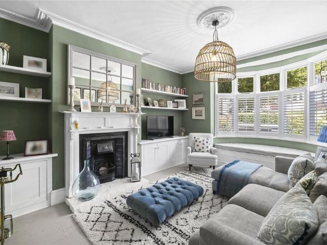 5 bedroom house for sale