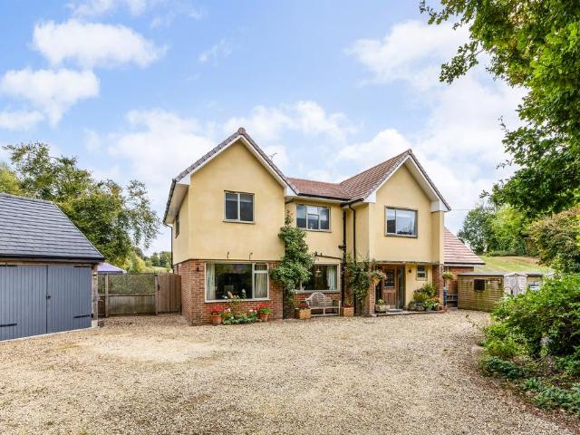 5 bedroom house for sale