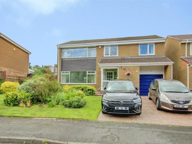 5 bedroom house for sale