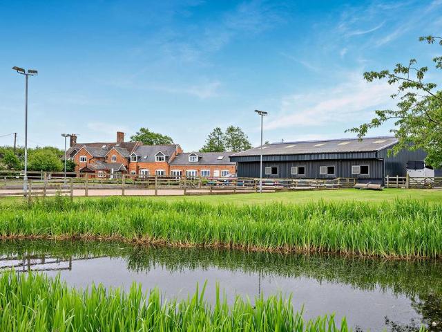 5 bedroom house for sale