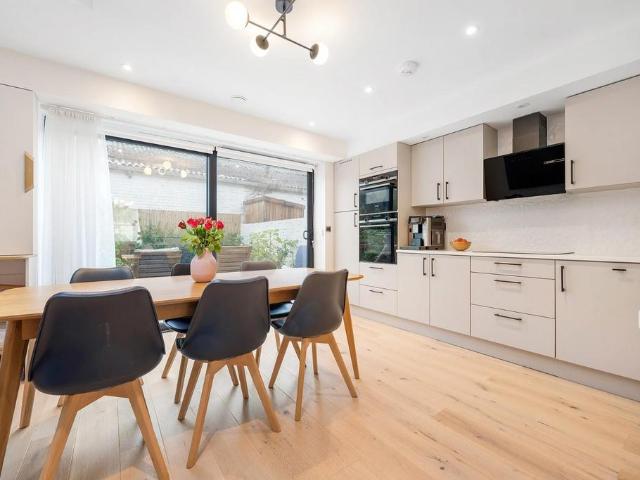 5 bedroom house for sale