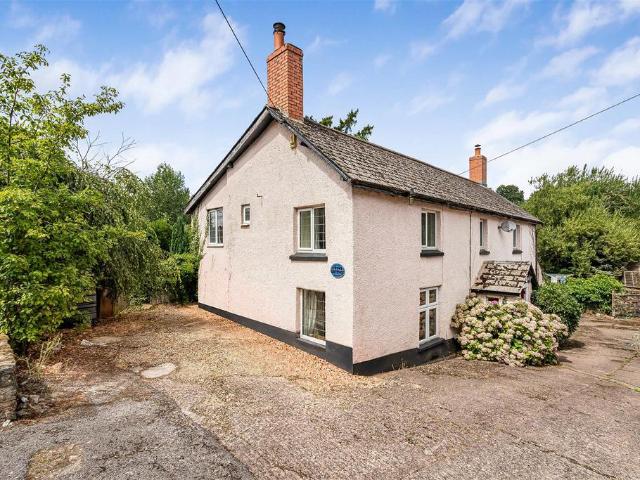 5 bedroom house for sale