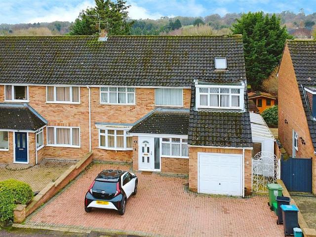 5 bedroom house for sale