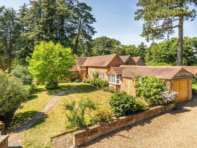 5 bedroom house for sale