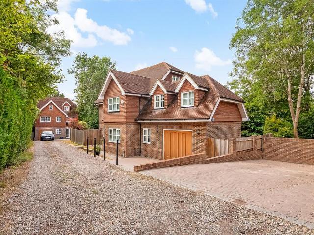 5 bedroom house for sale