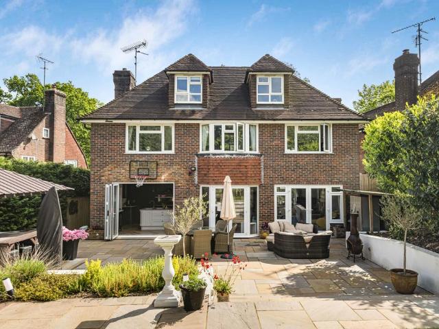 5 bedroom house for sale